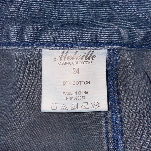 Brandy Melville Denim Skirt - Picture 3 of 3